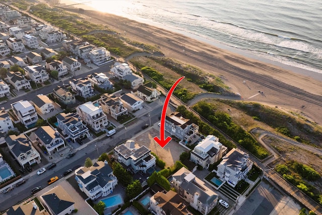 74 E 26th St, Avalon, NJ 08202