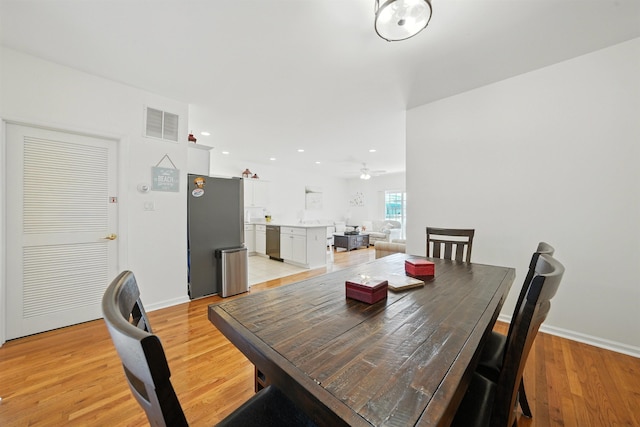 305 E Bennett Ave Unit A, Wildwood, NJ 08260 - dining area featuring light wood finished floors, a ceiling fan, and recessed lighting