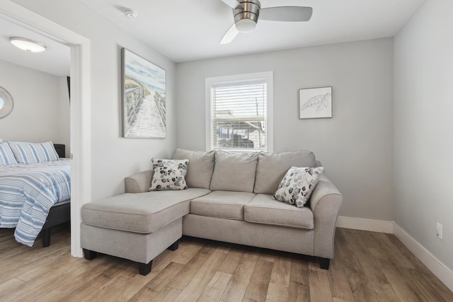 100 E Poplar Ave Unit 3, Wildwood, NJ 08260 - living area with light wood-style floors and ceiling fan