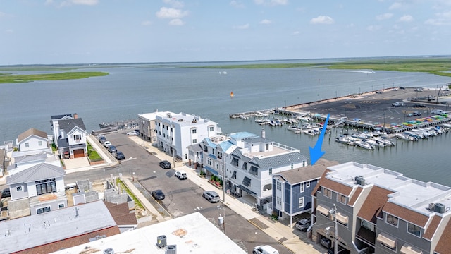 328 83rd St, Stone Harbor, NJ 08247 - drone / aerial view of a large body of water