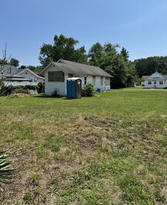51 W New York Ave, Villas, NJ 08251 - view of grassy yard featuring a storage unit