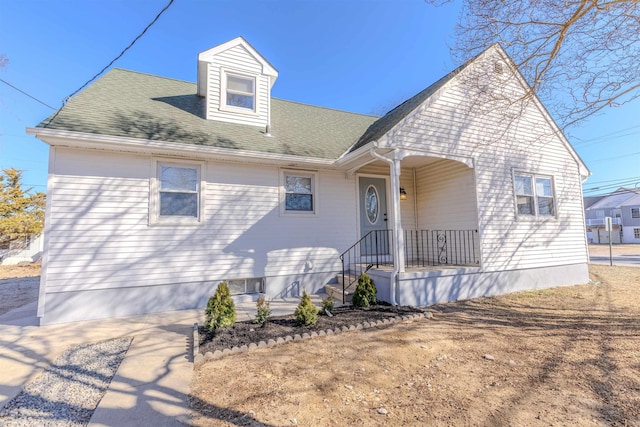 view of front facade with covered porch