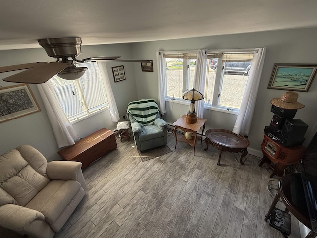 207 W Maple Ave, Wildwood, NJ 08260 - sitting room with wood finished floors and ceiling fan