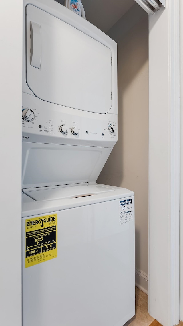 2025 Dune Dr Unit 2025, Avalon, NJ 08202 - laundry area featuring stacked washer and clothes dryer