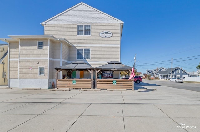 view of front of home featuring a gazebo