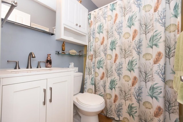 213 Hollywood Ave, Villas, NJ 08251 - bathroom with vanity and a shower with curtain