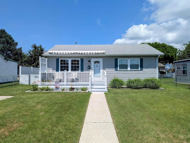 213 Hollywood Ave, Villas, NJ 08251 - bungalow with a shingled roof
