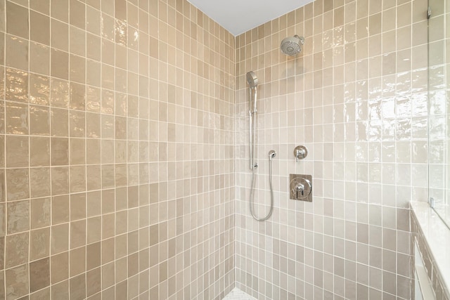 286 75th St, Avalon, NJ 08202 - bathroom with tiled shower