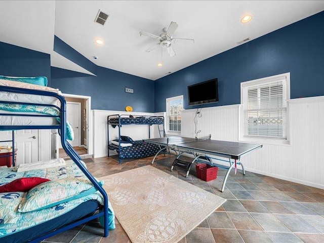 bedroom featuring ceiling fan