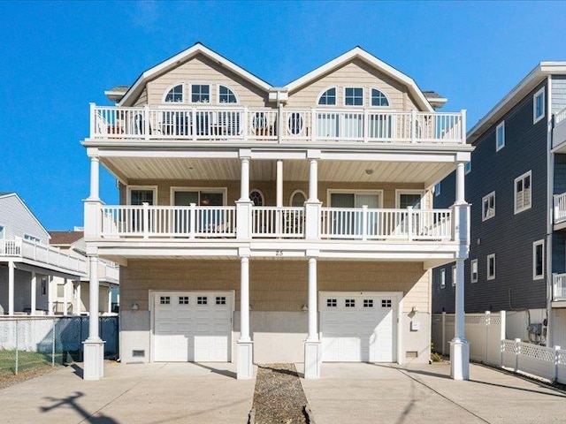 view of front facade with a garage