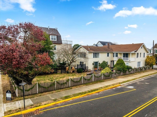 view of front of property