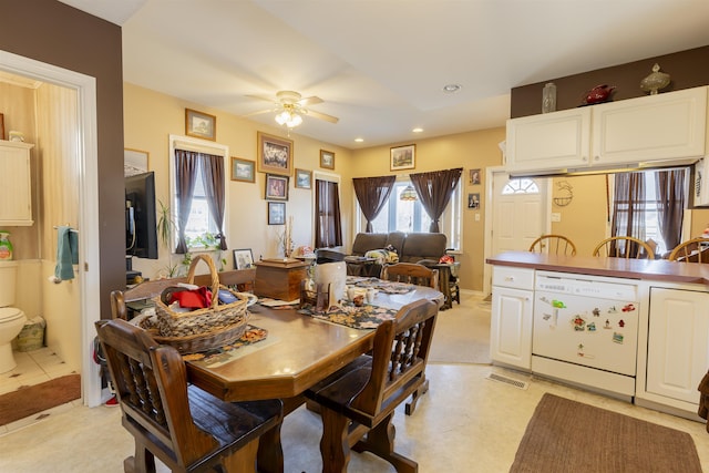 dining space featuring visible vents, recessed lighting, and a ceiling fan