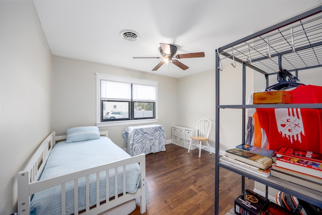 3108 Hemlock Rd, North Cape May, NJ 08204 - bedroom with wood finished floors and baseboards