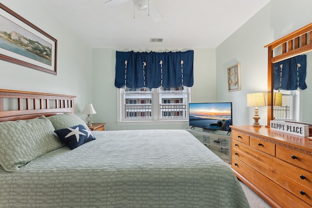 bedroom featuring ceiling fan