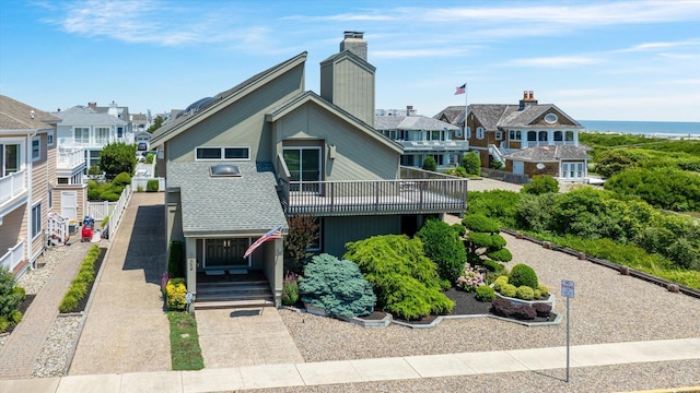 view of front of property