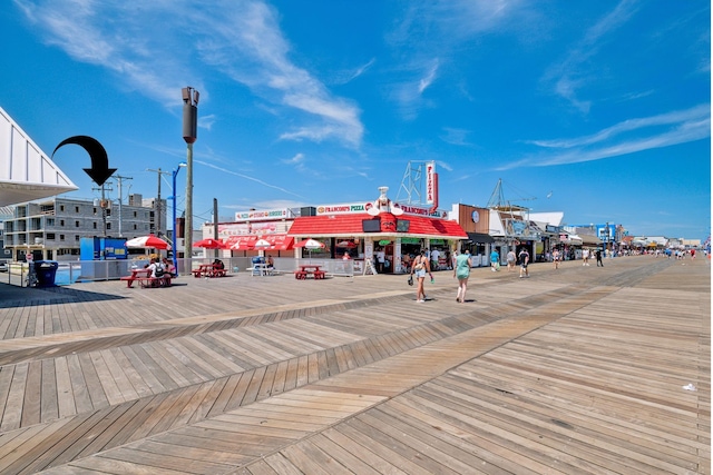 323 E Oak Ave Unit 101, Wildwood, NJ 08260 - view of home's community