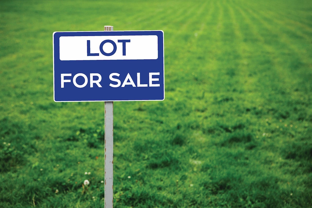 Wildwood Ave, Whitesboro, NJ 08210