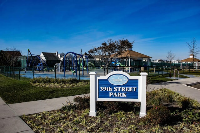 188 34th St, Avalon, NJ 08202 - view of property's community with a residential view