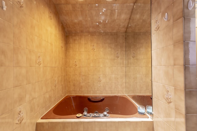6 Rabbit Run, North Cape May, NJ 08204 - full bathroom featuring a jetted tub