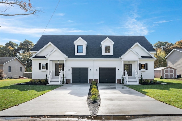 view of front facade featuring a front lawn and a garage