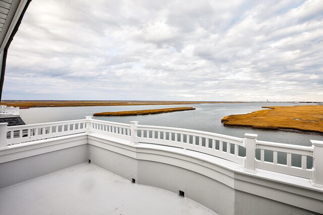 885 21st St W, Unit West, Avalon, NJ 08202 - patio / terrace featuring a water view