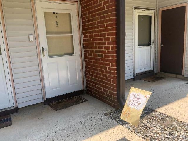 27 Siegtown Rd Unit 8G, Cape May Court House, NJ 08210 - photo 2