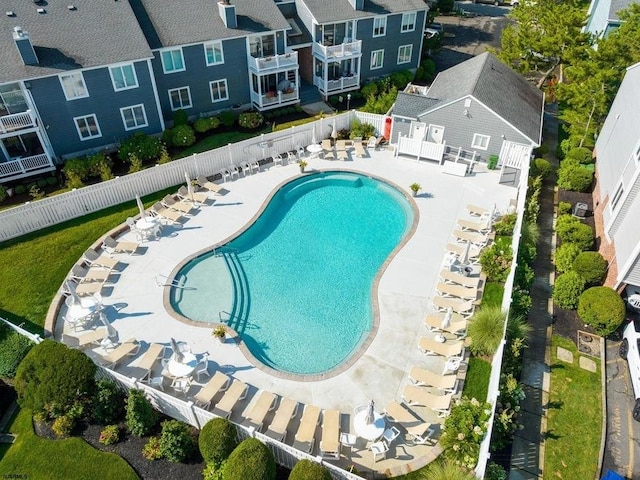 view of swimming pool with a patio