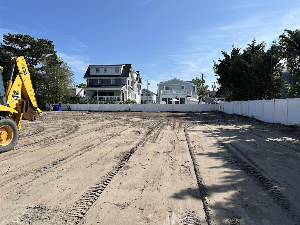 174 23rd St, Avalon, NJ 08202 - view of dirt / gravel road