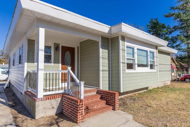 view of front of house featuring covered porch