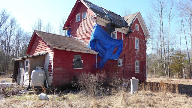 view of side of property