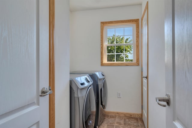 15 4th Ave, Cape May Court House, NJ 08210 - washroom with independent washer and dryer