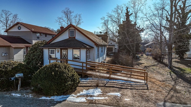 view of front of property