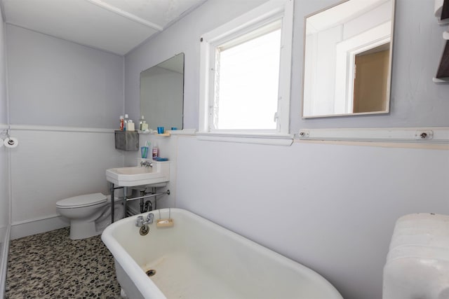 112 E Montgomery Ave, Wildwood, NJ 08260 - full bathroom with toilet and a freestanding bath