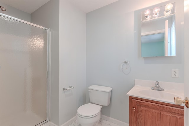 full bath featuring baseboards, toilet, a stall shower, and vanity