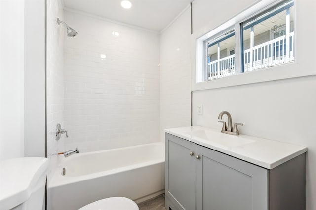 full bathroom featuring shower / washtub combination, vanity, toilet, and recessed lighting