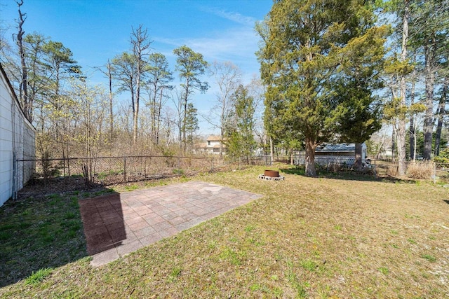 view of yard with a patio