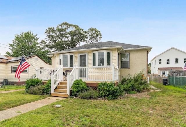 117 W Drumbed Rd, Villas, NJ 08251 - bungalow featuring a deck and roof with shingles