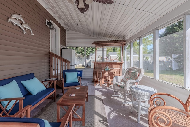 34 Holiday Rd, Villas, NJ 08251 - sunroom / solarium featuring outdoor lounge area, vaulted ceiling, and ceiling fan