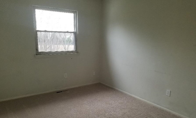 1964 E Oak Rd Unit O1, Vineland, NJ 08360 - carpeted empty room with baseboards