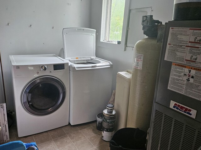 119 Hagen Rd, Clermont, NJ 08210 - laundry area featuring separate washer and dryer and tile patterned floors