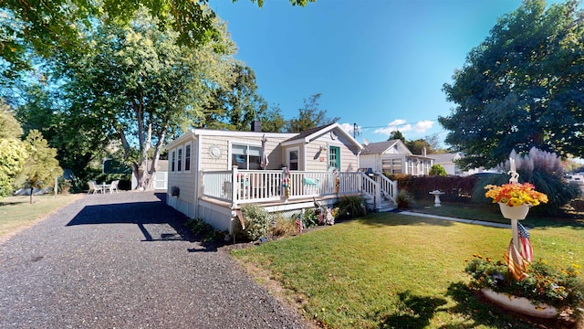 view of front of house with a front yard