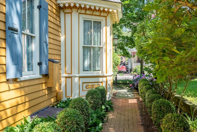 645 Hughes St, Cape May, NJ 08204 - entrance to property