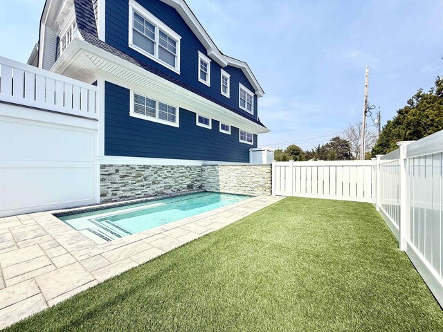 10700 3rd Ave S, Unit South, Stone Harbor, NJ 08247 - living area with a fireplace, a ceiling fan, recessed lighting, wood finished floors, and lofted ceiling