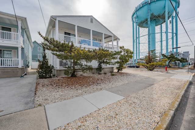 3817 Central Ave Unit 1St, Sea Isle City, NJ 08243 - view of front facade featuring covered porch