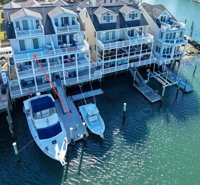 bird's eye view with a water view