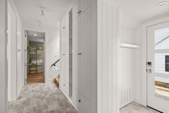 144 89th St, Stone Harbor, NJ 08247 - hall featuring recessed lighting