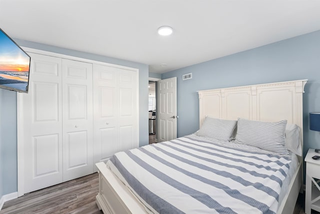 140 E Burk Ave Unit A, Wildwood, NJ 08260 - bedroom featuring wood finished floors and a closet