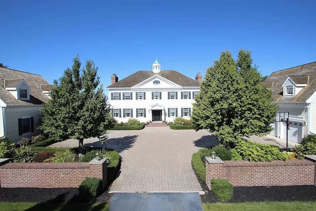 view of front of house featuring a garage