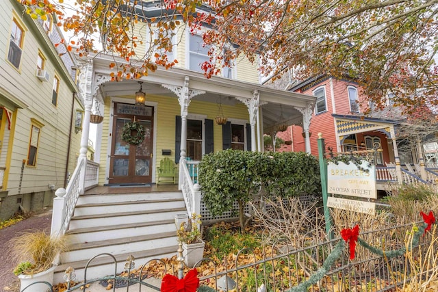 view of front of property featuring a porch