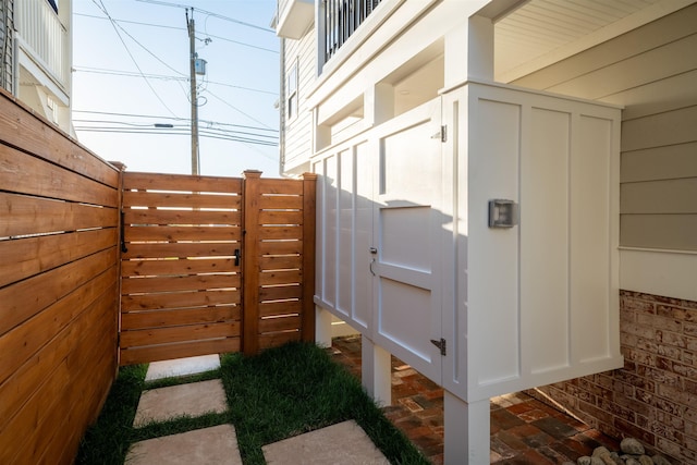 615 W Spruce Ave, North Wildwood, NJ 08260 - view of side of property